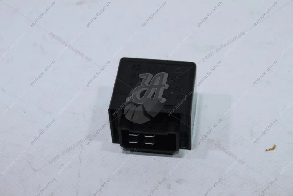 Реле поворотов+аварийки 2103-2107/2121 (4 конт) (6422.3747) (Альтернатива) 33 STANDARD 'ALT10835 (фото 1)