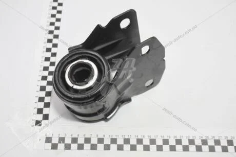 Сайлентблок переднього важеля задній правий Ford Mondeo V седан (12-)/ Ford USA Fusion (14-) APPLUS 26050AP
