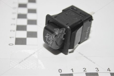 Кнопка 1102 стеклоомывателя заднего Псков АВАР 375.3710-07.07М (фото 1)