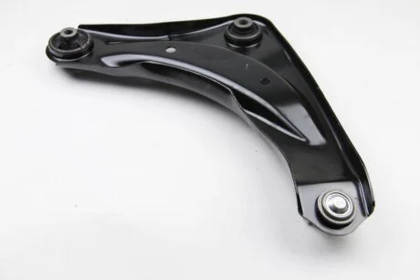 Рычаг подвески передн лев (кон 18mm) NISSAN JUKE (F15) (10-), PULSAR (12-), LEAF (10-) AYD 97-10051