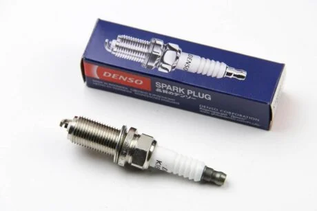 Свеча зажигания Nickel Hyundai iX35, Kia Sportage III, Cerato 2,0i (K16HPR-U11) DENSO K16HPRU11