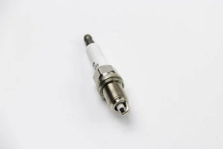 Свічка запалювання Nickel Kia Ceed i30 1,4i 1,6i 07>11, Dodge Avenger Caliber 2,4i (KJ16CR-U11) DENSO KJ16CRU11