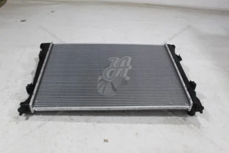 Радиатор охлаждения KIA PORTE 2012-2008 Y1.6 DIESEL M/T (25310-1M000) Doowon '253101M000