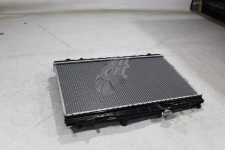 Радіатор охолодження KIA CERATO 2003-2000 A/T (25310-2F050) Doowon '253102F050