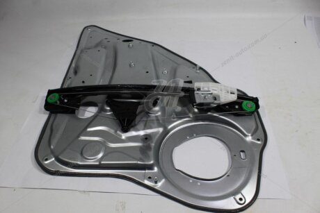 Стеклоподъемник задний левый без моторчика с плитой MB E Class (09-16) DPA '81059002