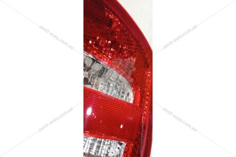 _уцінка_дрібна подряпинка_Ліхтар правий Skoda Fabia (99-08) (89450204602) DPA '89450204602UCENKA