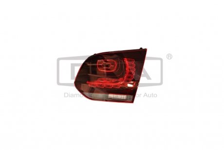 Ліхтар задній правий внутрішній LED червоний VW Golf (09-13) DPA 89450625202 (фото 1)