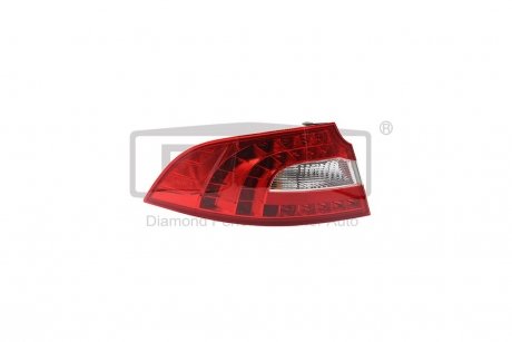 Ліхтар лівий зовнішній LED Skoda Superb (09-15) DPA 89450882102