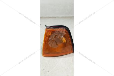_уцінка_сліди клею_Покажчик повороту правий жовтий Audi 80 (86-91) (89530180102) DPA '89530180102UCENKA