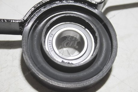 Ролик приводного ремня VW Golf III,IV,Passat B3,B4,T4/Scoda Octavia/Audi A6 1.9,2.4,2.5TDI,1.6,1.8,2.0 EXXEL B030.34751 (фото 1)