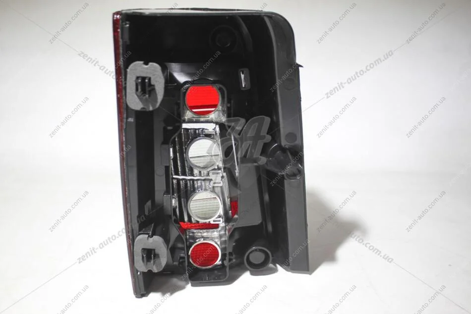 Фонарь задний правый Citroen Berlingo/Peugeot Partner (97-08) (ляда) EXXEL B030.68313 (фото 1)