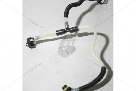 Трубка топливная MB Sprinter CDI (тройник- от насоса подкачки до ТНВД и до датч. давления) EXXEL B030.74524 (фото 1)