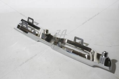 Накладка решітки передній ліва верхня Renault Duster EXXEL B030.81682