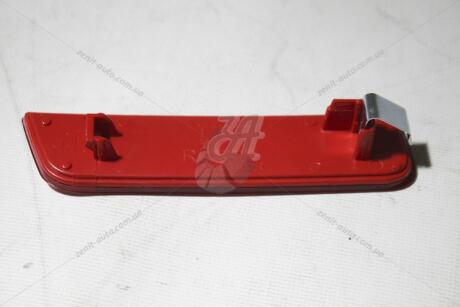 Катафот прав (бамперу) Renault Duster (10-) EXXEL B030.91320