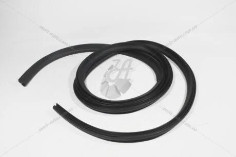 Уплотнитель багажного отделения RENAULT DUSTER II EXXEL B030.92224