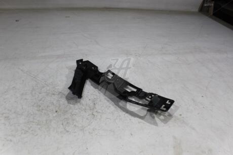 Кронштейн бампера передн лев Skoda Superb (15-) (B030.99201) EXXEL 'B030.99201