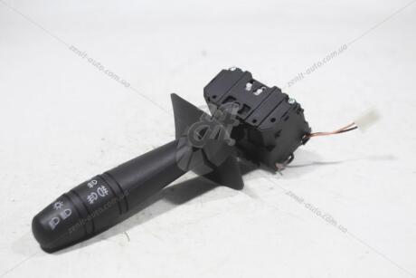 Переключатель подрулевой лев RENAULT DUSTER (10-), SANDERO (10-) EXXEL HSI.800129