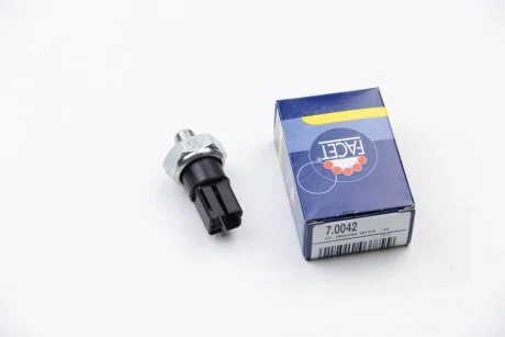 Датчик давления масла Nissan Suny/Almera 2.0D 00- Facet FACET 7.0042