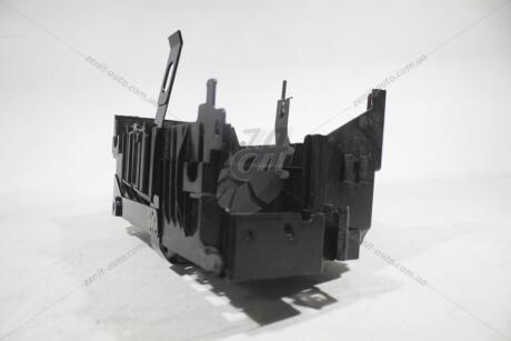 Піддон АКБ Cruze/Orlando GM 13354419
