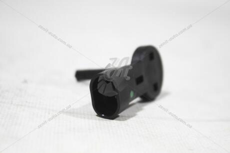 Датчик рівня гальмівної рідини Cobalt/R4/Mokka GM 95369811