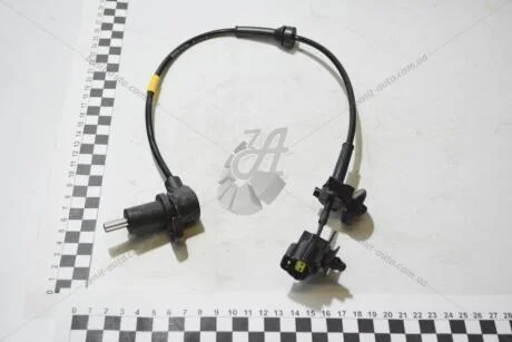 Датчик ABS Авео зад прав GM 95996130