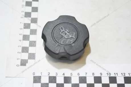 Кришка маслозаливної горловини Ланос 1,5 8V/Авео/Нексія/Лачетті 1,6 н/з GM 96413100