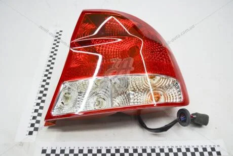 Фонарь задний Авео Т200 прав седан GM 96540321