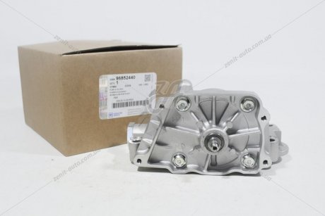 Маслонасос Evanda 2,5/Epica 2,0/2,5 GM 96852440