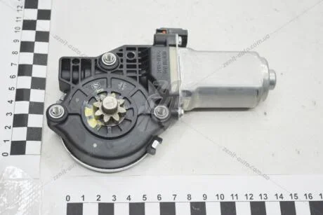 Моторедуктор стеклоподъемника Авео Т200 перед лев GM 96879739