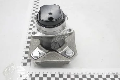 Маточина колеса заднього Nissan Tida (04-) GMB GH33420