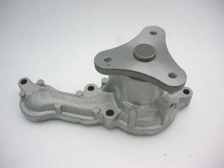 Насос водяний Honda City 1.3/1.5 04-08/ Civic 1.4 05-11/ Jazz 1.2/1.4/1.5 02-15 (GWHO47A) GMB 'GWHO47A