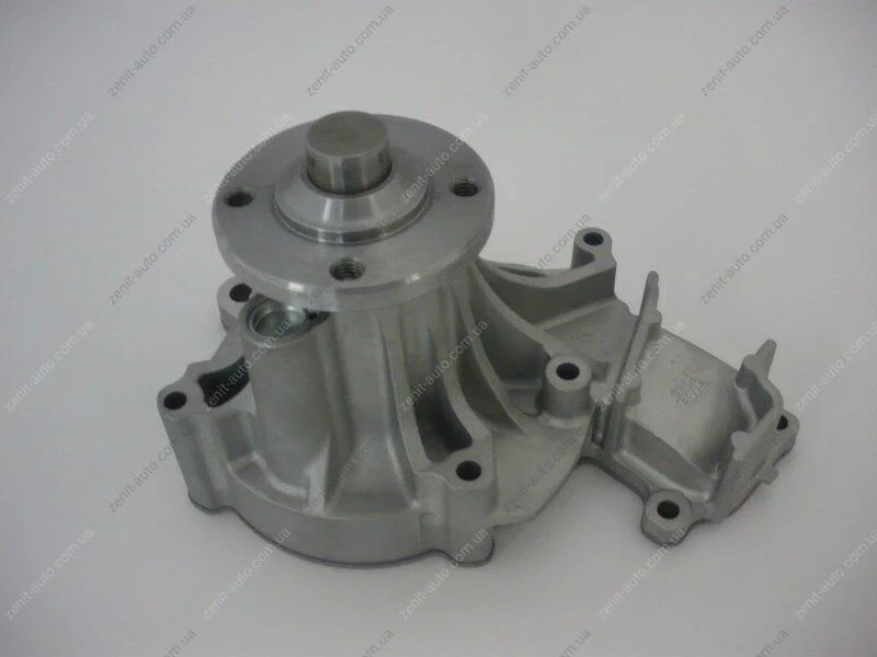 Насос водяний Toyota 4 Runner 3.0 TD 93-02/ Hilux 2.5 D-4D 01-15/ Land Cruiser Prado 3.0 D-4D 02-09 (GWT150A) GMB 'GWT150A (фото 1)
