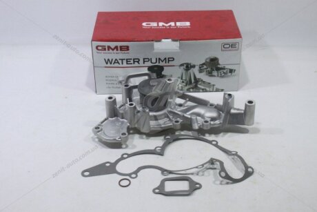 Насос водяний Toyota Land Cruiser 100 4.7 -07/ 200 4.7 08- GMB 'GWT84A
