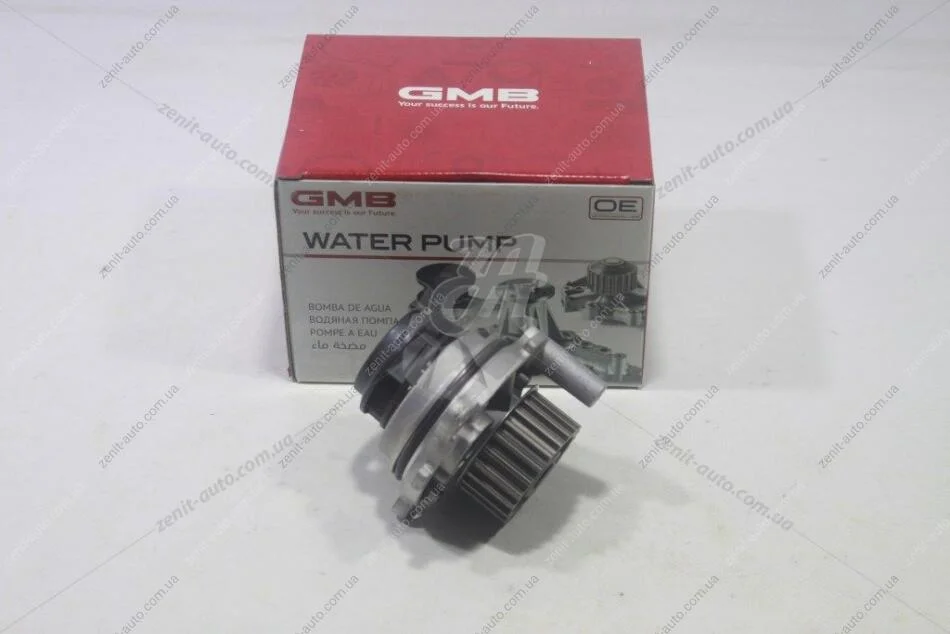 Насос водяний Audi A3 1.6/1.8 96-12/ A4 1.6/1.8 94-04/ VW Golf 1.6/1.8 97-08 (GWVW24A) GMB 'GWVW24A (фото 1)