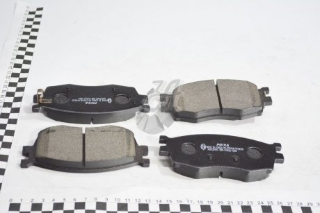 Колодки тормозные дисковые передние Hyundai i20 1.2, 1.4, 1.6 (08-), Accent (05-10)/Kia Rio 1.5 (08-) (SP1186) Hankook FPK01N (фото 1)