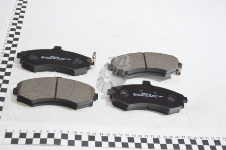 Колодки гальмівні дискові передні Hyundai Elantra 1.6, 1.8 (00-06), Matrix (01-10)/Kia Cerato 1.6 (06-) (SP1152) Hankook FPK17 (фото 1)