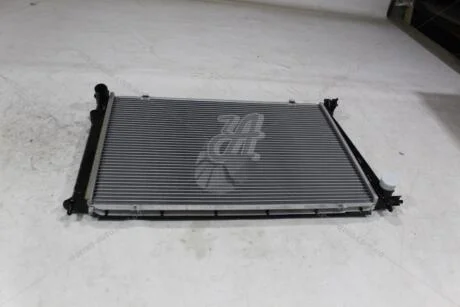 Радіатор охолодження Hyundai H‑1,Starex, Van, H‑100 2.5 D/CRDi (25310-4A010) HCC/ HANON '253104A010