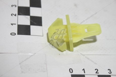Клипса решетки радиатора CR-V (12-) (91578-T0A-003) HONDA 91578T0A003 (фото 1)