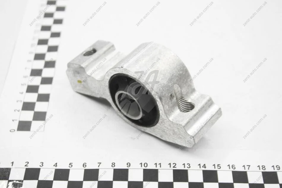 Сайлентблок переднего рычага Peugeot 406 Hutchinson HUTCHINSON 524624 (фото 1)
