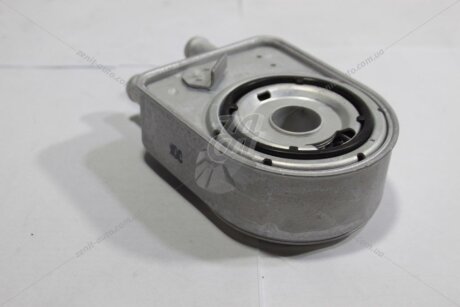 Фото радиатор охлаждения масла Sonata 2.0, 2.4 (17-) Mobis Hyundai/Kia/Mobis '264102G001 Радиатор охлаждения масла Sonata 2.0, 2.4 (17-) Mobis Hyundai/Kia/Mobis '264102G001