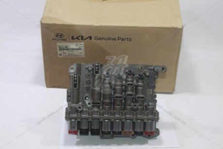 Блок клапанів АКПП Tucson (10-), Santa Fe (10-) Mobis Hyundai/Kia/Mobis '462103B611