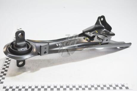Рычаг подвески задней продольный правый KIA Carens (06-12) Mobis Hyundai/Kia/Mobis 55280-1D000