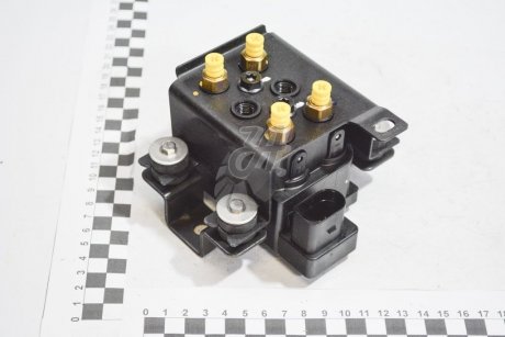 Клапан пневмоподвески Mobis Hyundai/Kia/Mobis 55820-2J000