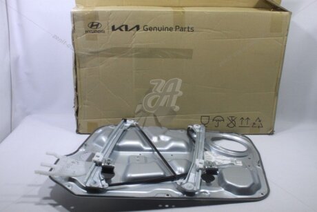 Панель двери передней левой внутренняя Sonata (08-) Mobis Hyundai/Kia/Mobis '824713K501