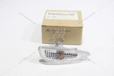 Повторитель поворота в крыло правый Mobis Hyundai/Kia/Mobis 92304-1R010