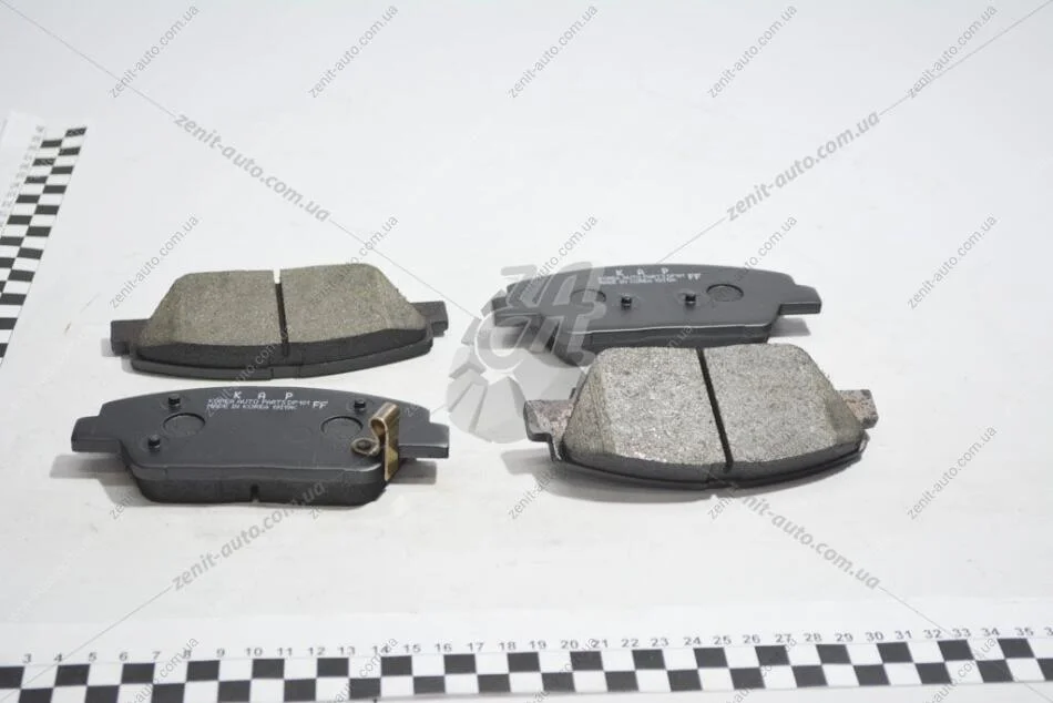 Колодки тормозные E9 перед (58101-2TA00) Kia Optima (10-) KAP KAP (KoreaAutoParts) KM0703243E9 (фото 1)