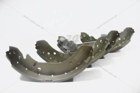Колодки гальмівні зад барабан 58305-3CA00 Kia Optima, Magentis (00-) KAP KAP (KoreaAutoParts) KM0703512