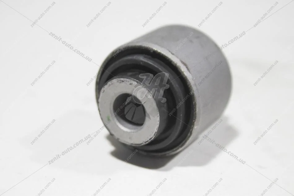 Сайлентблок важеля ix35/Tucson (10-) зад (55118-2S100) KAP KAP (KoreaAutoParts) KM0704235 (фото 1)