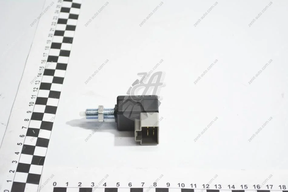 Датчик включення стоп-сигнала Accent(06-)/Tucson(04-) (93810-3K000) KAP KAP (KoreaAutoParts) KM0900891CHN (фото 1)