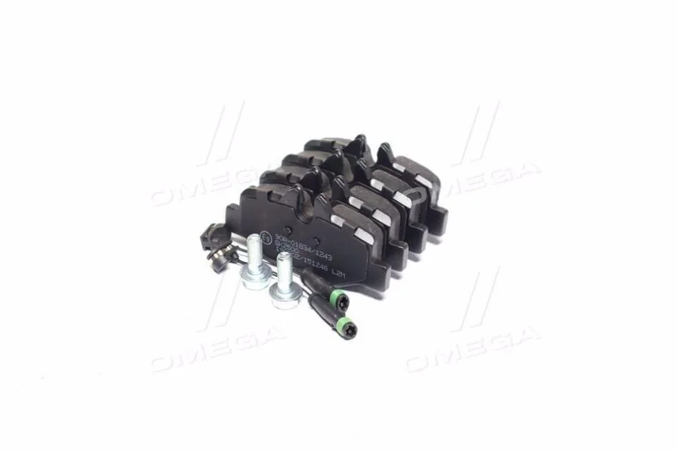 Колодки гальмівні дискові задні (+ болти, 2 датчики) MB Vito (W639) (05P1246) LPR '05P1246 (фото 1)